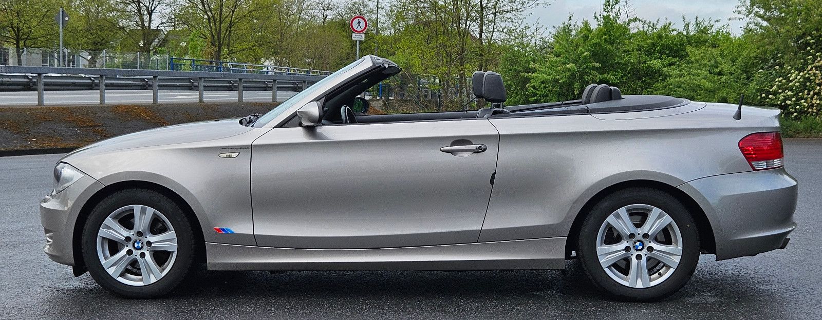 BMW BMW 118i Cabrio E88 VOLL SCHECKHEFT M-Paket I