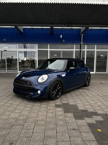 MINI Cooper S F56