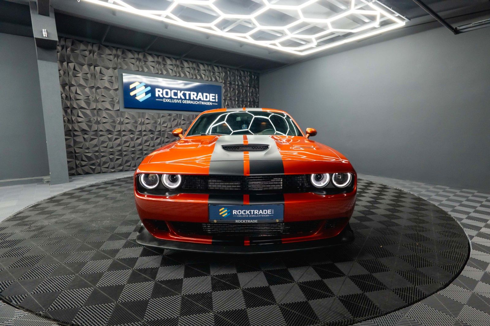 Fahrzeugabbildung Dodge Challenger 5.7 V8 R/T SRT WIDE BODY *LED*19%*