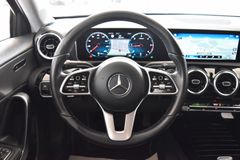 MERCEDES-BENZ A 220 d 4Matic Lim.~Teilleder~LED~Navi~Automatik