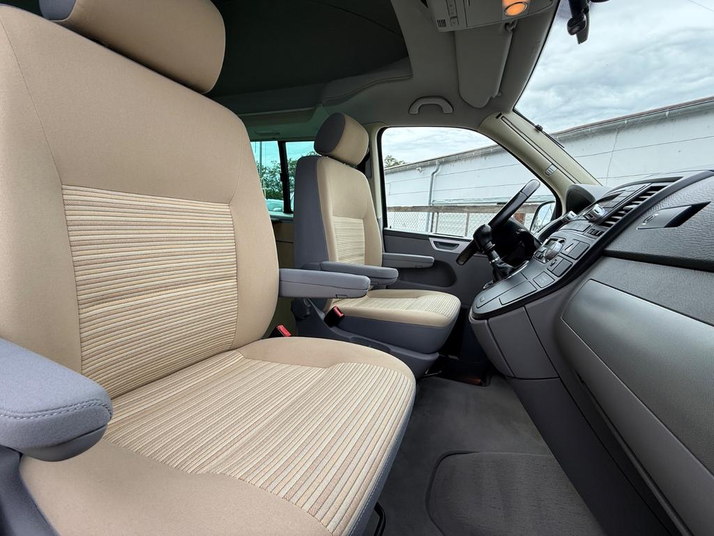 Volkswagen T5 California