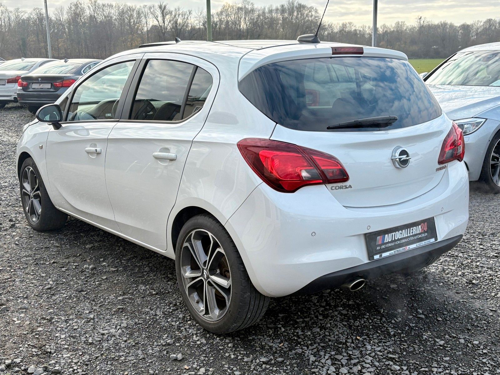 Fahrzeugabbildung Opel Corsa E Color Edition ecoFlex Turbo 110KW SPORT