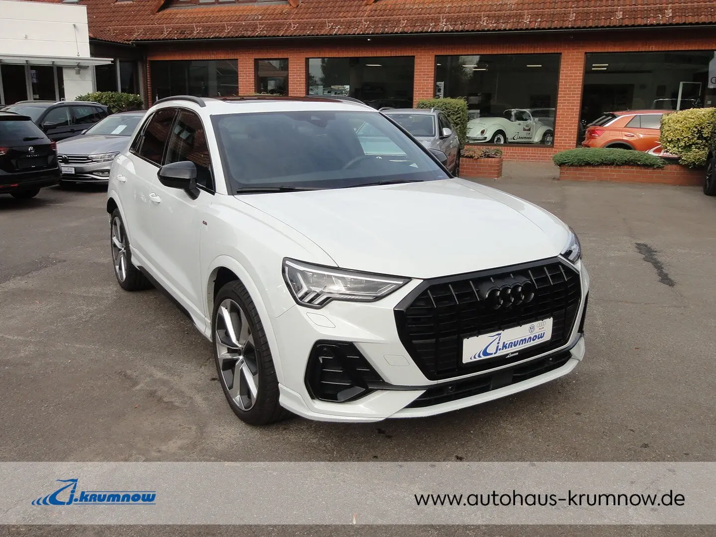 Audi Q3 35 TFSI S tronic S line Matrix LED+Navi Plus+
