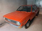 Audi 80 - Erste Baureihe 1973 - Oldtimer -... - Audi 80 mit Benzin-Antrieb: Limousine, B1