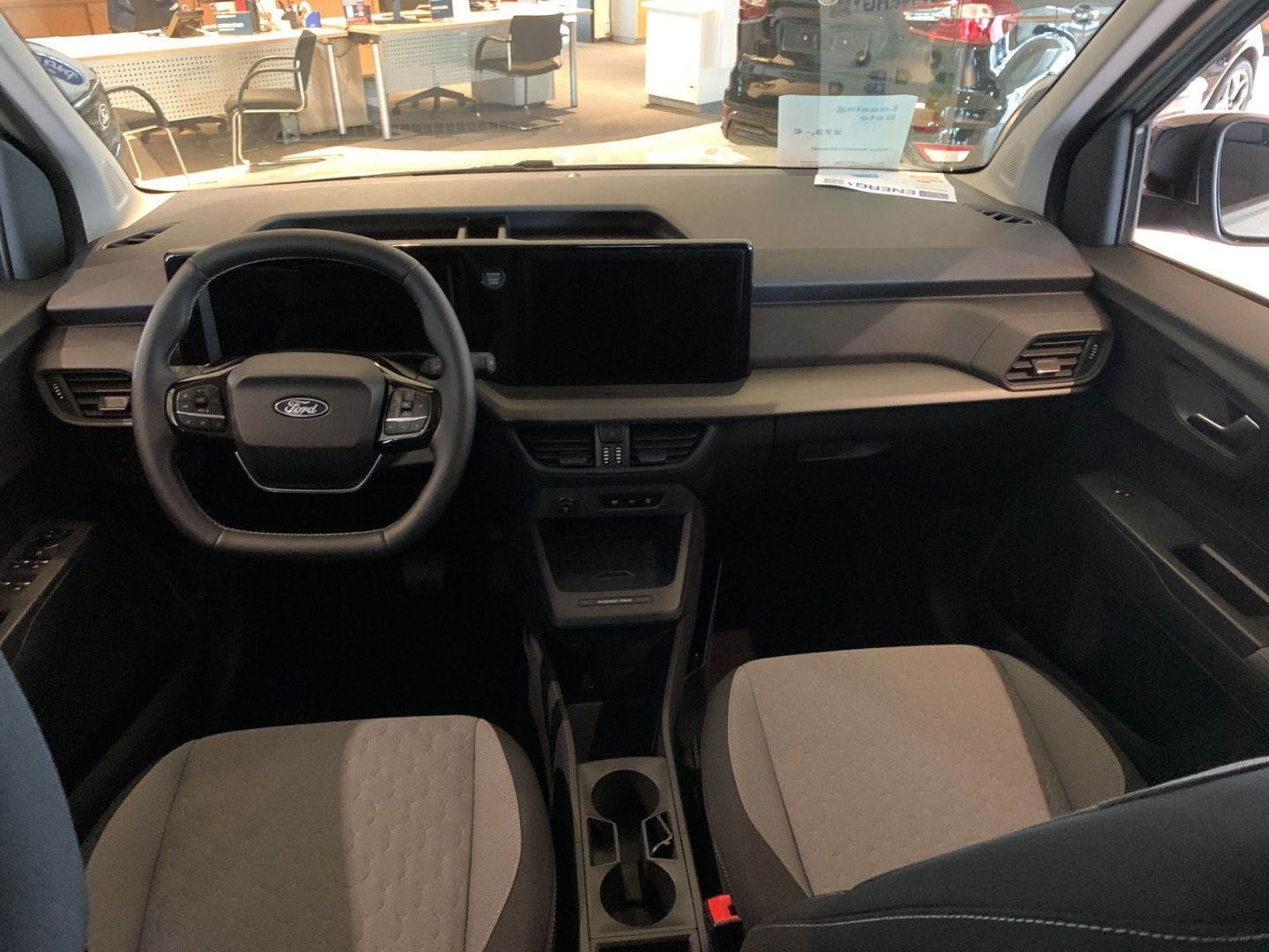 Ford Tourneo Courier - Bild 11