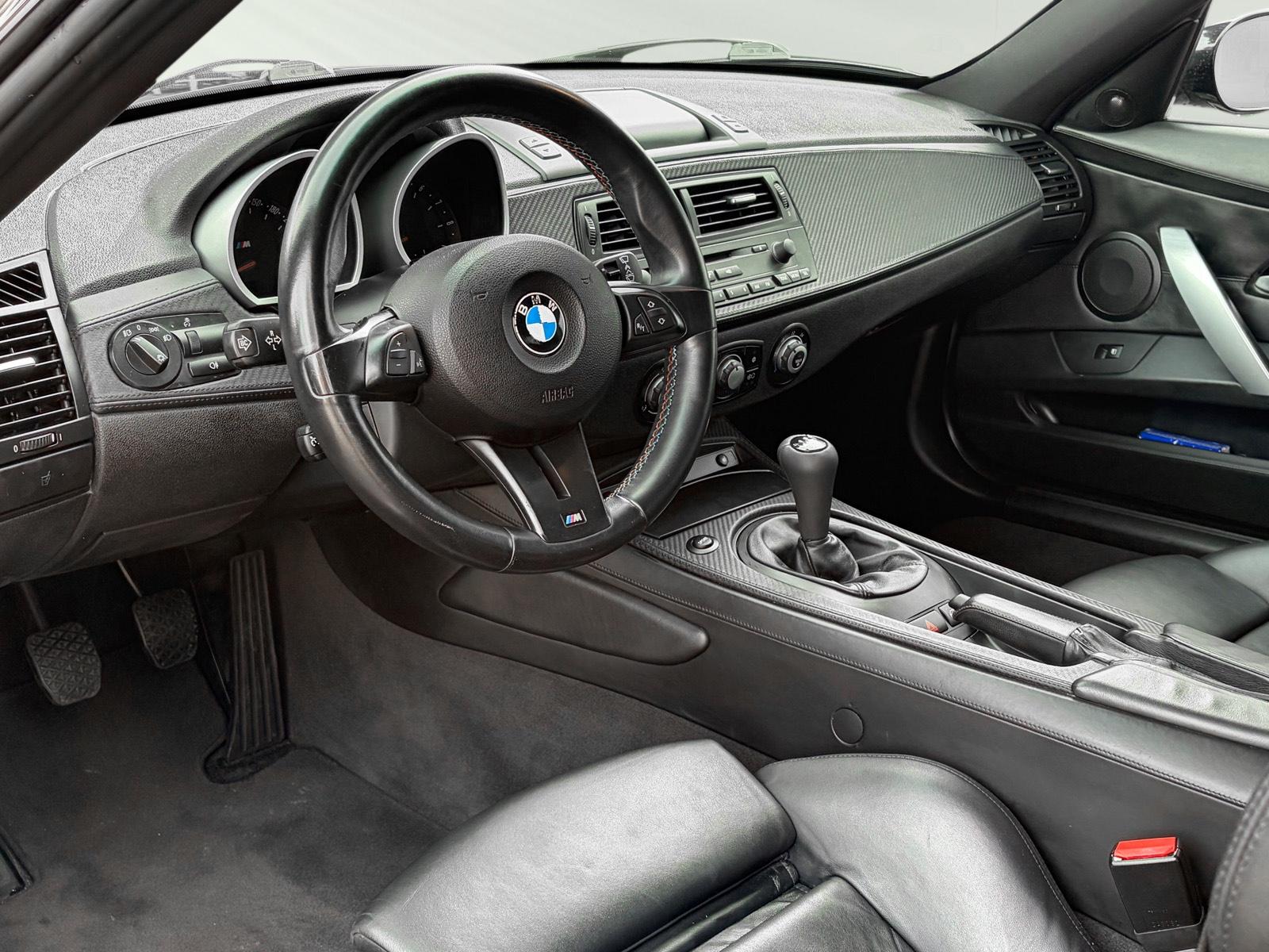BMW Z4 M Coupé 3.2 343 ch • Boîte manuelle 6 • Sièges Sport M & chauffants - Régulateur • Cuir • GPS
