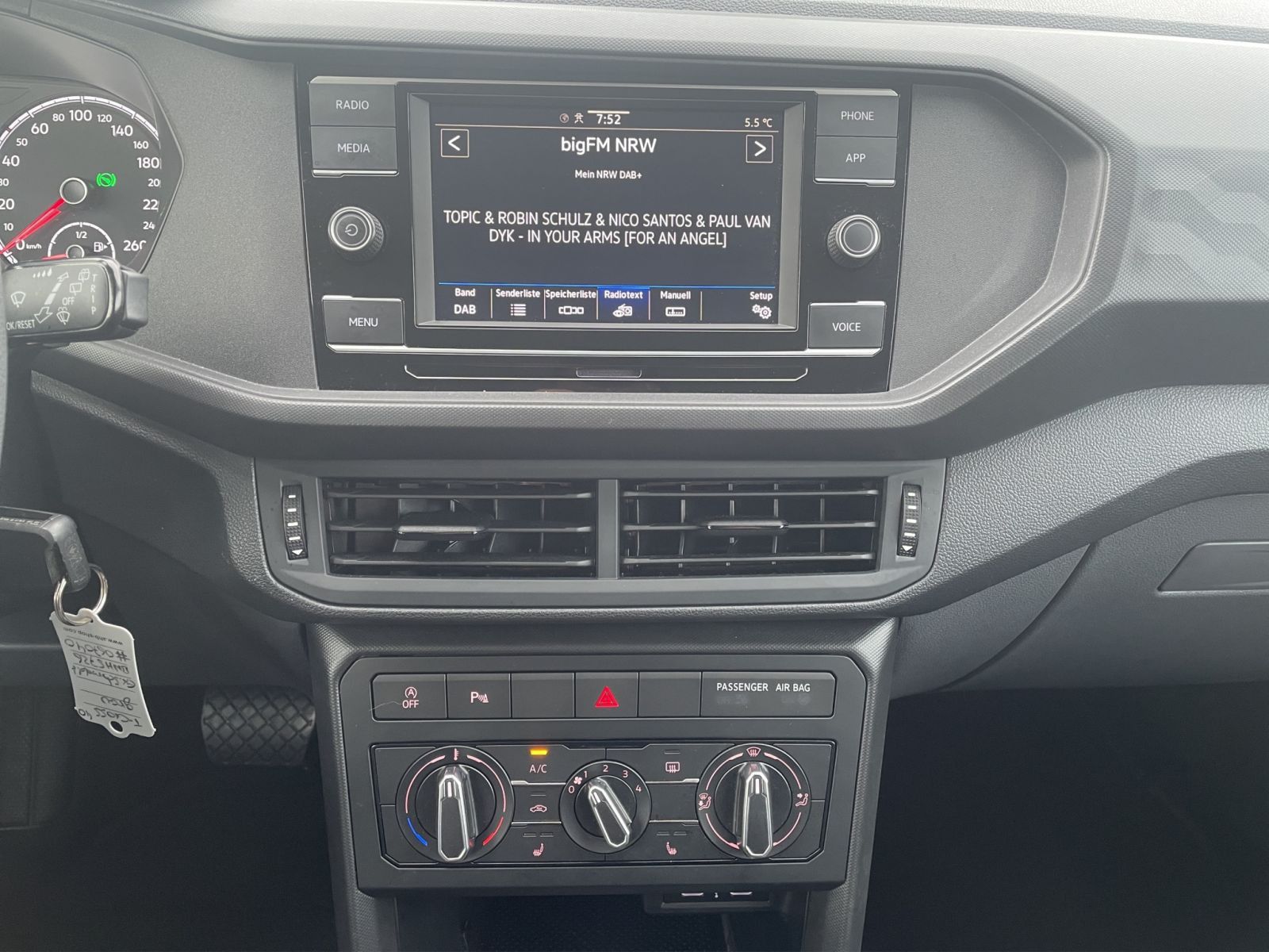Volkswagen T-Cross - Bild 13