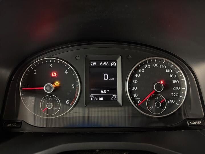 Fahrzeugabbildung Volkswagen Caddy Maxi TRENDLINE TDI NAVI GRA 5-SITZE