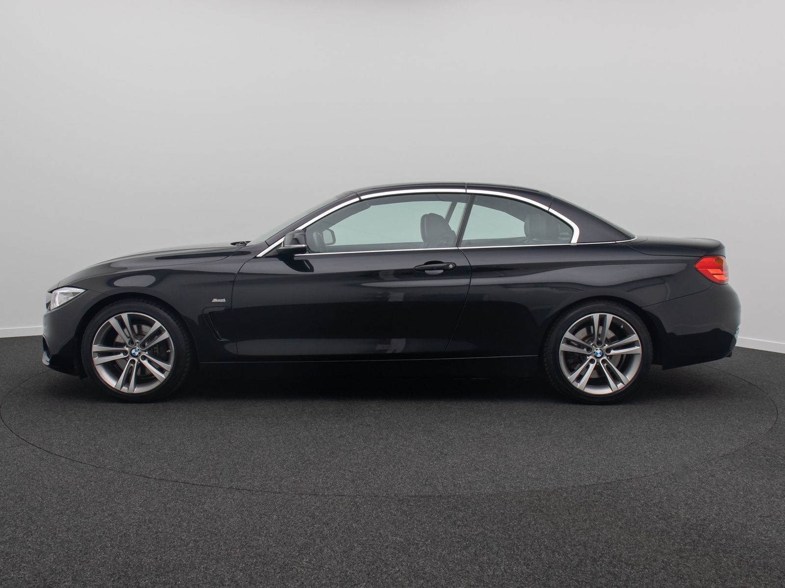 Fahrzeugabbildung BMW 430d Cabrio Sport Line Alarm HUD BiXenon Komfort