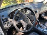 Mercedes-Benz C 320 CDI 4MATIC ELEGANCE Elegance - Mercedes-Benz C 320: Cdi