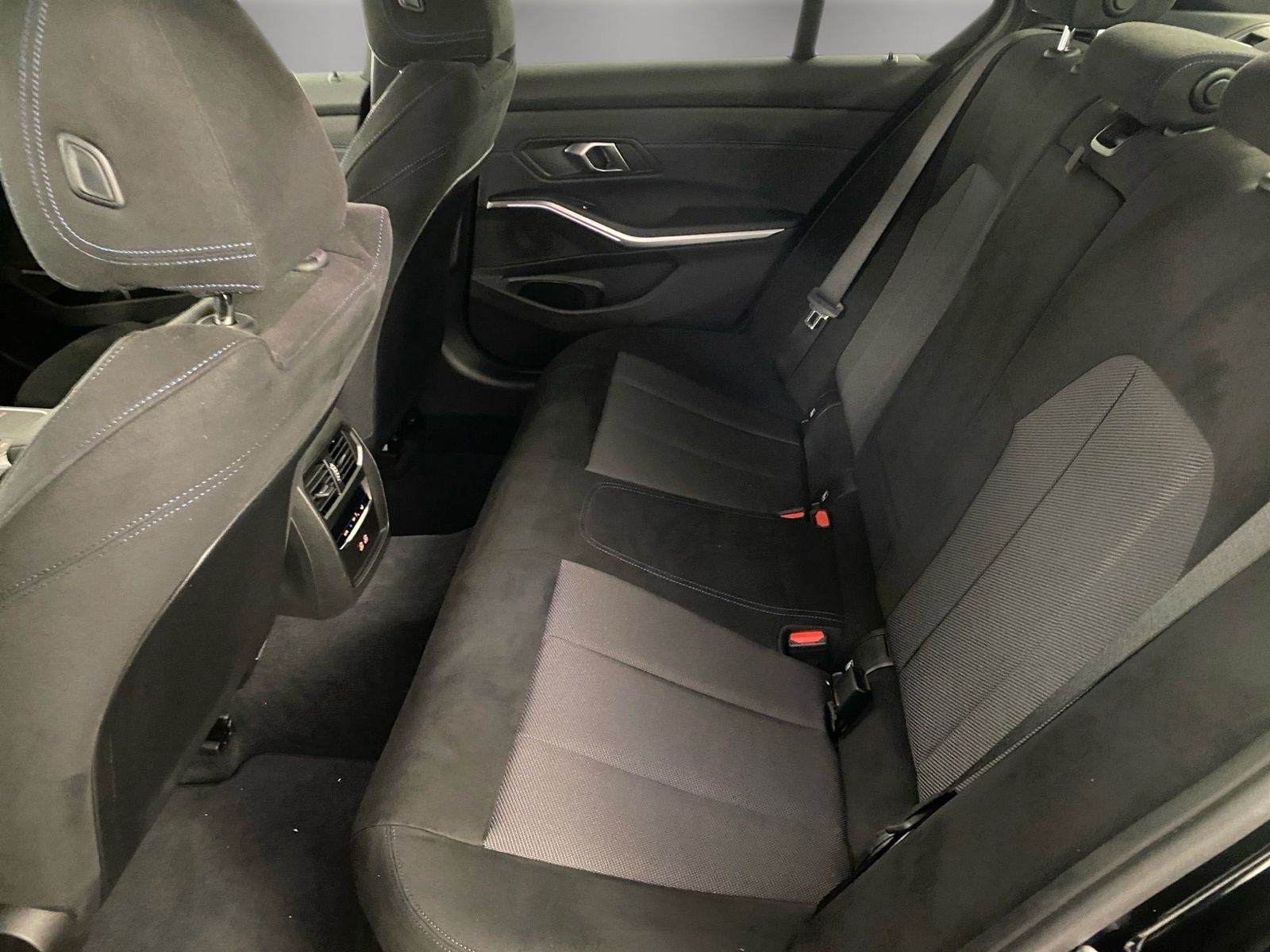 BMW 320 - Bild 13