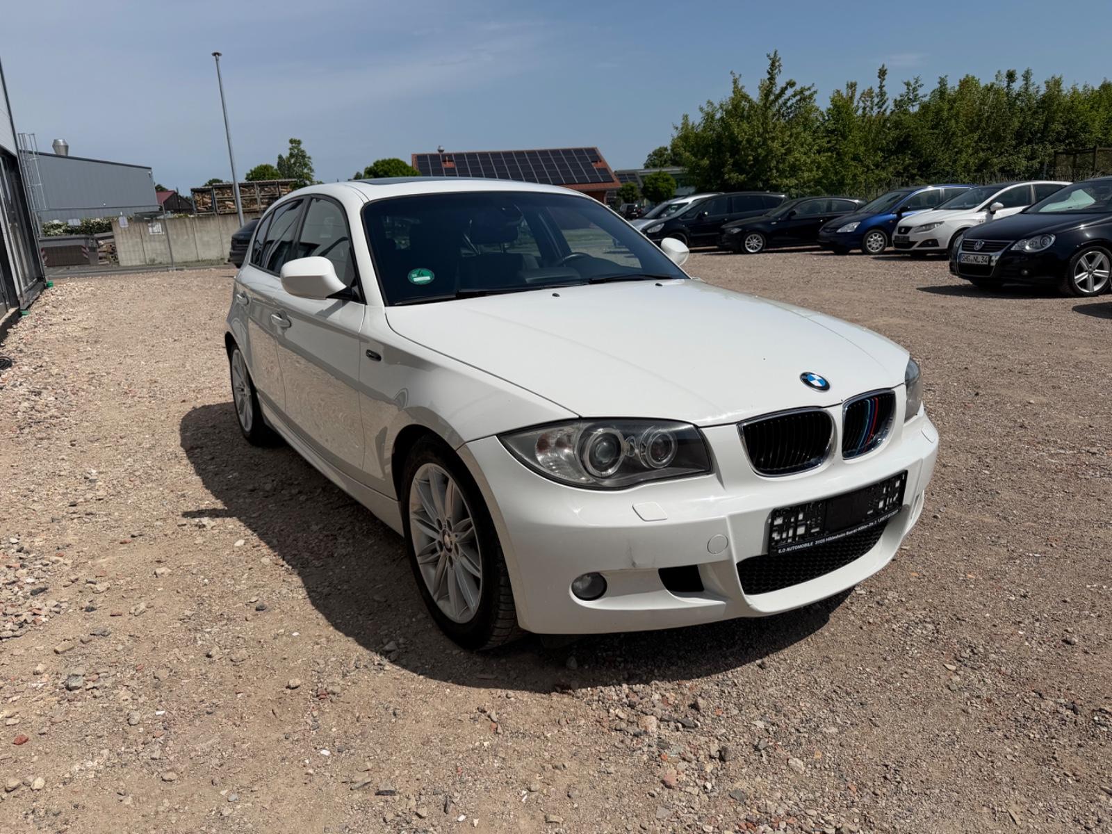 BMW 118i M-Paket LCI Navi Schiebedach