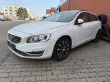Volvo V60 T3 Summum - LEDER + SHZ + SHD + CAM - Volvo: C60