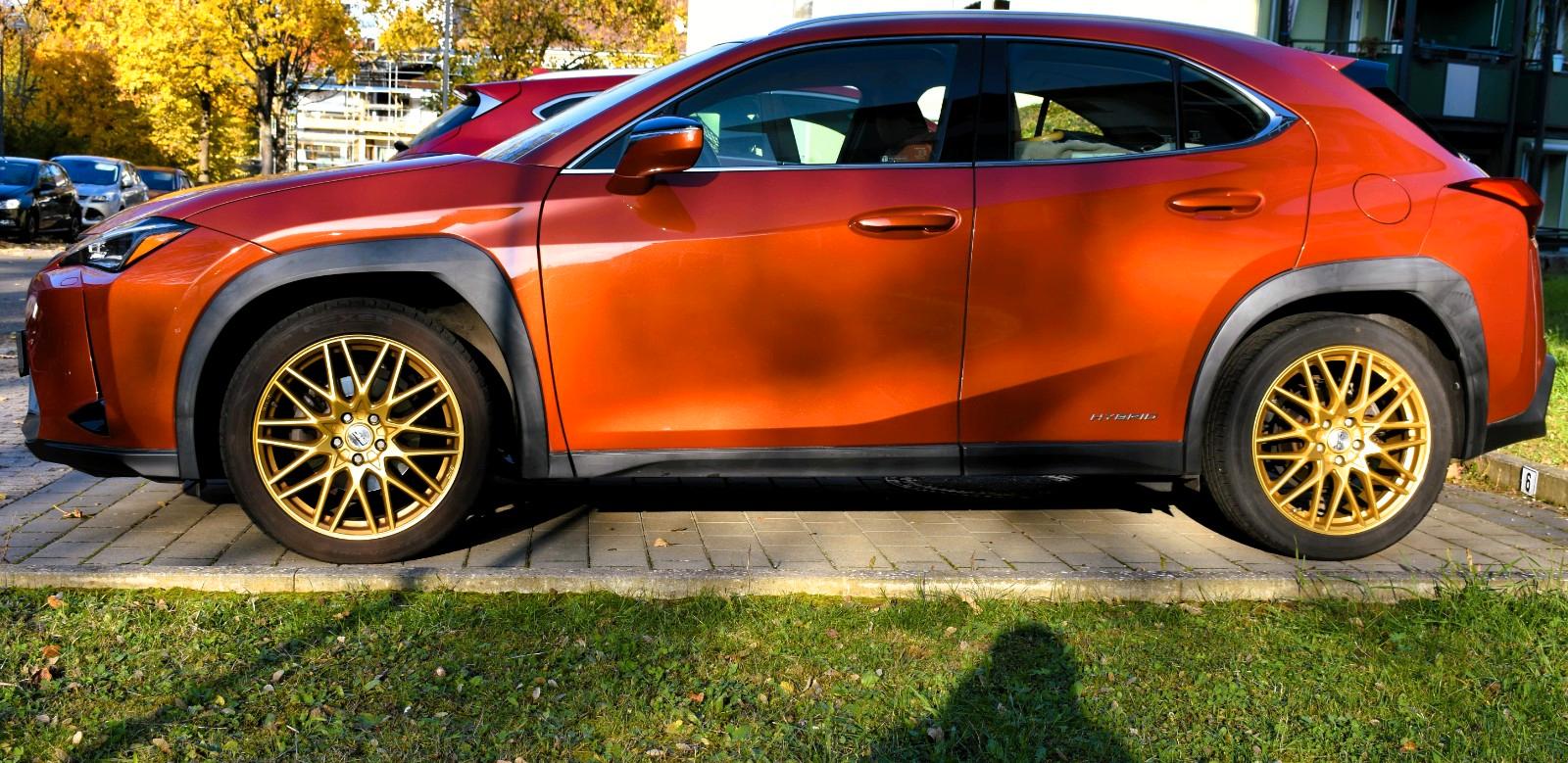Lexus UX