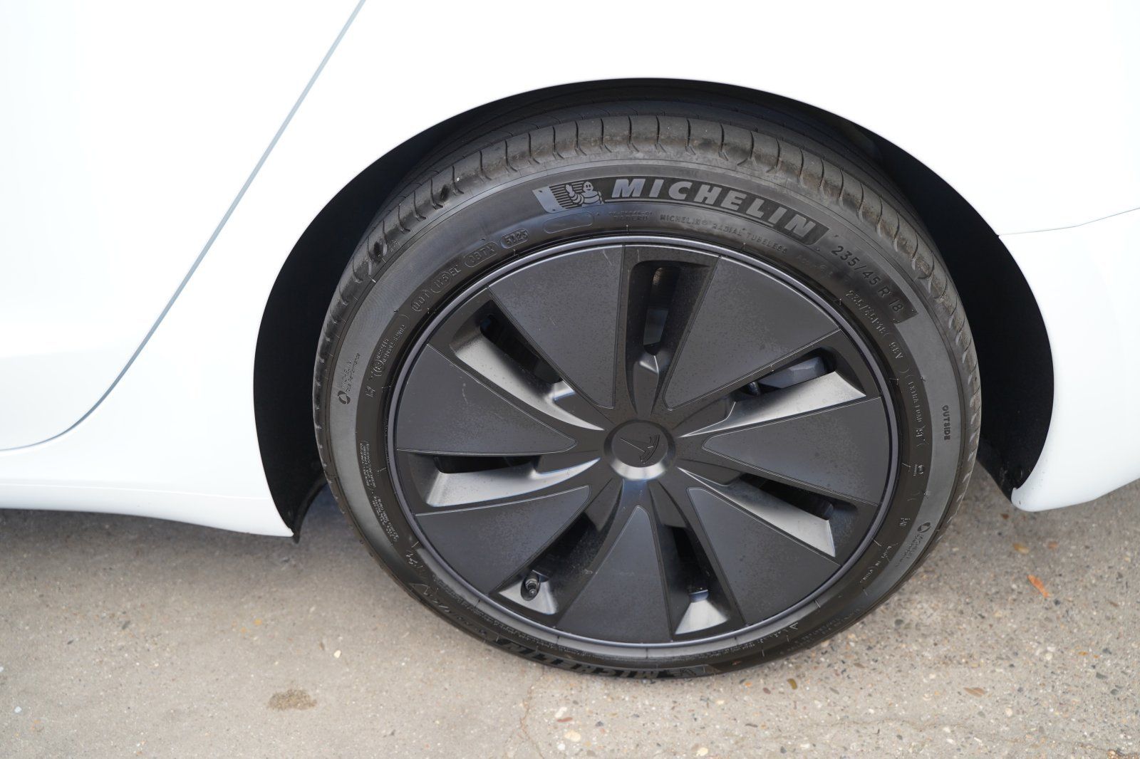 Tesla Model 3 Standard Range Highland EAP unfallfre foto 15