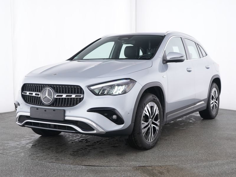MERCEDES-BENZ GLA 250 e PROGRESSIVE+AHK+FAHRASSI+DISTR+WI-PAKE