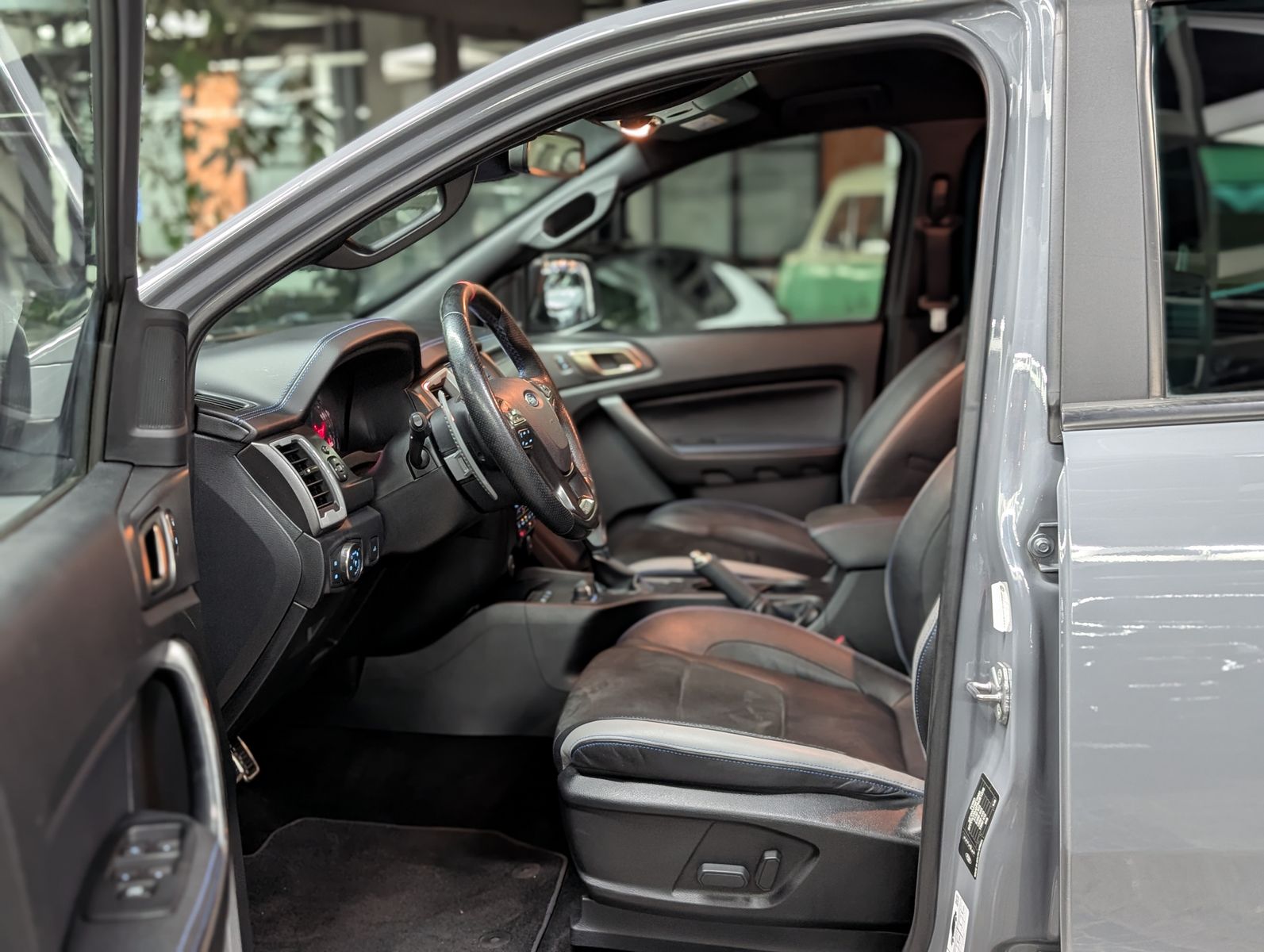 Fahrzeugabbildung Ford Ranger Raptor DoKa 4x4 Performance ROLLO LED AHK