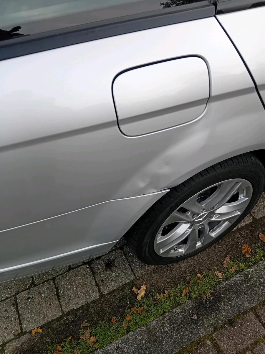 Mercedes-Benz 220 2009 — photo 5