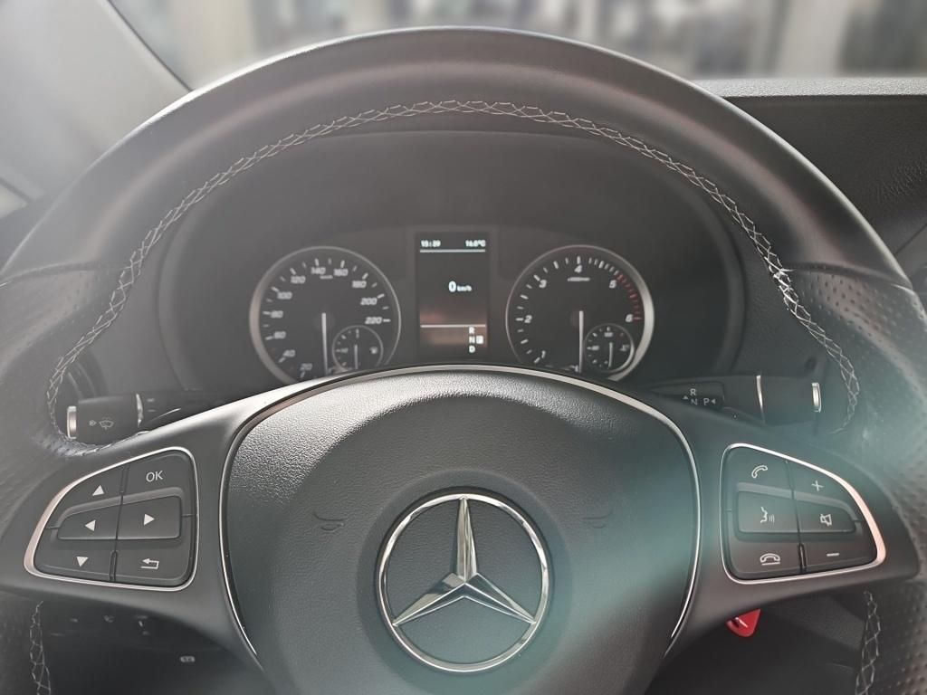 Fahrzeugabbildung Mercedes-Benz Vito 116 Tourer extralang 9 Sitze 2xKlima PTS RF
