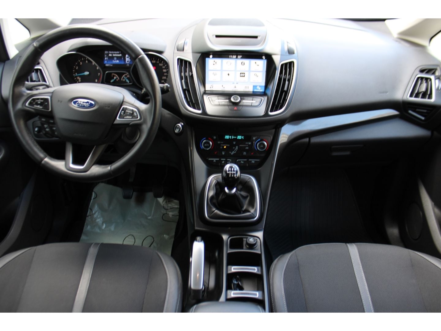 Fahrzeugabbildung Ford Grand C-Max Titanium 7-Sitze Xenon Navi RFK TWA