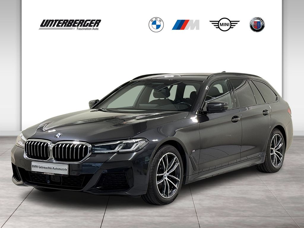 2021 BMW 520