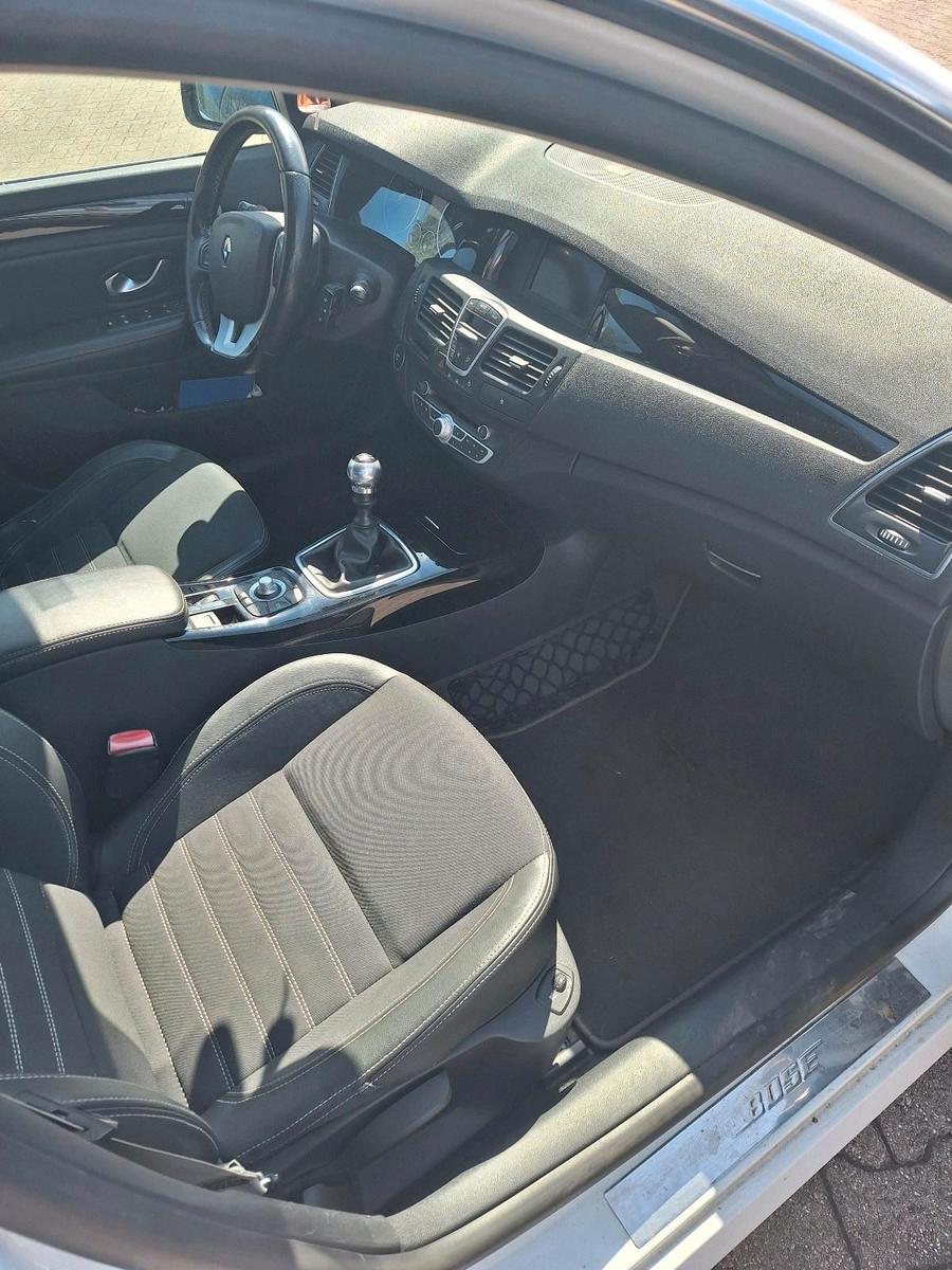 Renault Laguna 2012 — photo 6
