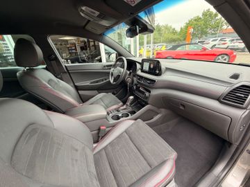 Hyundai TUCSON - 12