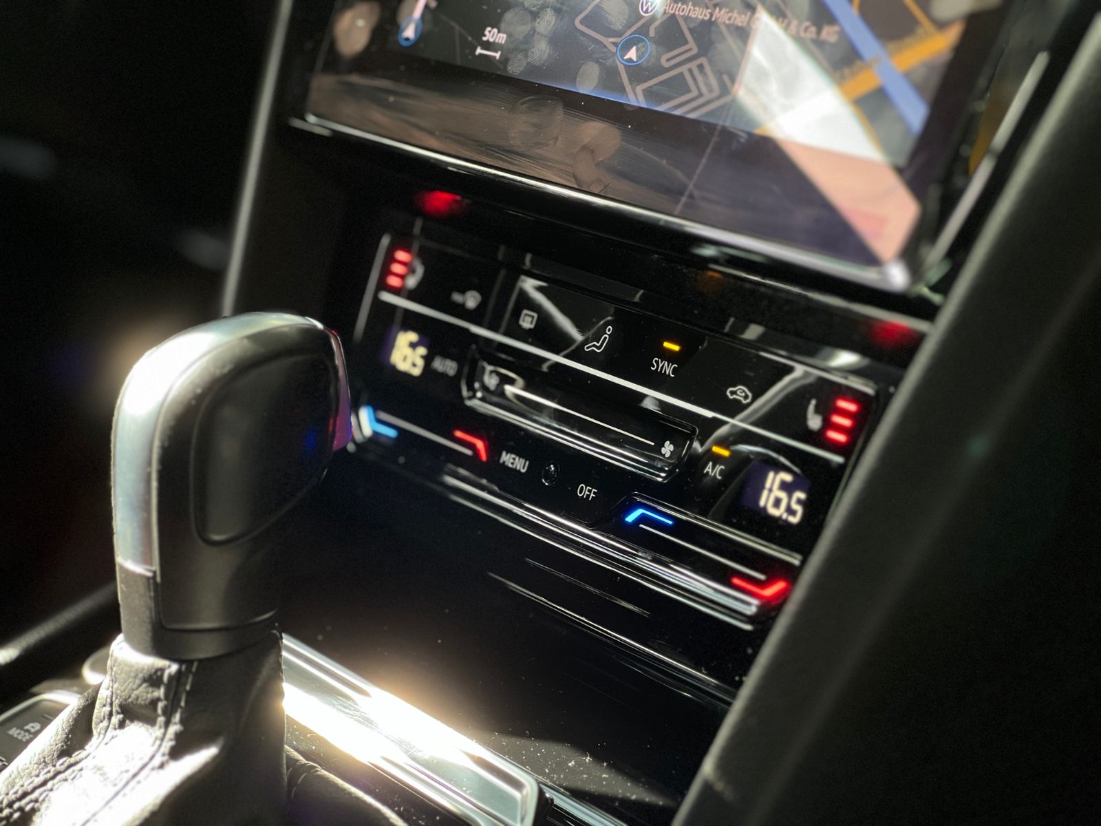 Fahrzeugabbildung Volkswagen Arteon R-Line Massage SHZ NAVI Full Link