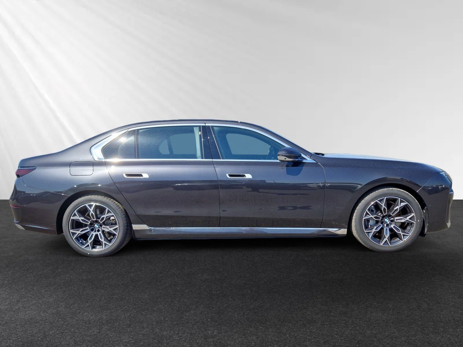 BMW 750 - Bild 2