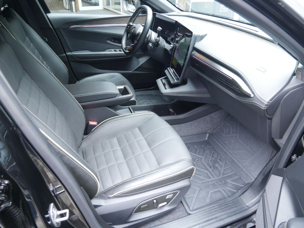Fahrzeugabbildung Renault Megane E-Tech EV60 220 Iconic