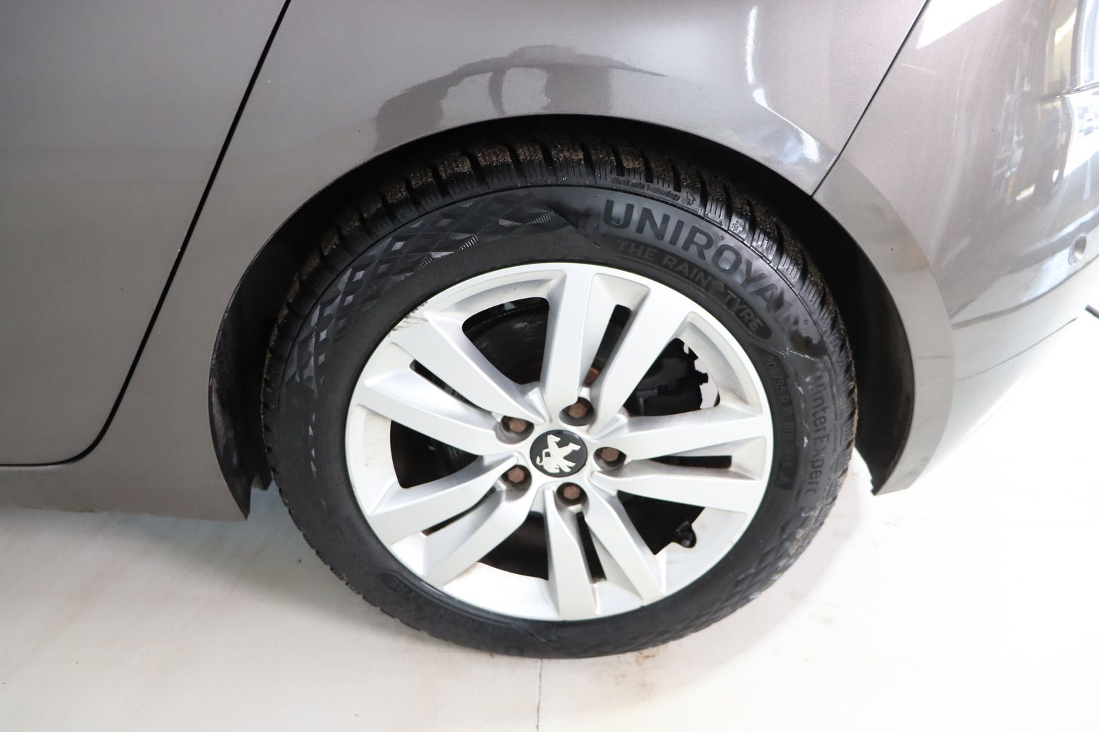 Fahrzeugabbildung Peugeot 308 Active * LED * Navi * Massage