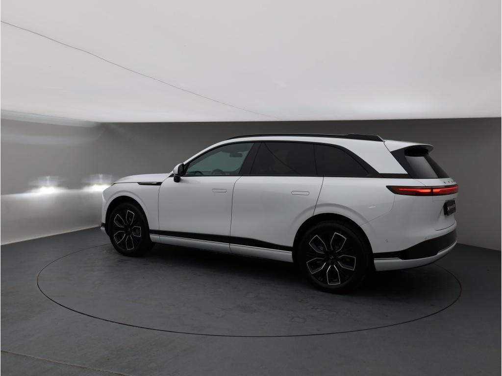 XPENG G9