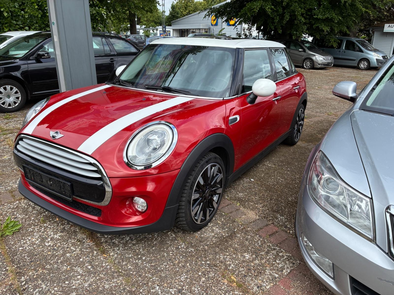MINI COOPER_D Mini 5-trg. Navi Pano Klimaaut. PDC