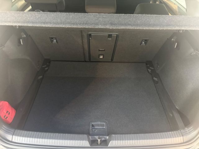 Golf VIII 1.5 TSI  *APP*Navi*ACC*Winter-Paket*