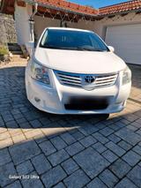 Toyota Avensis 2.2 Kombi, Diesel - Toyota Avensis mit Diesel-Antrieb: Kombi, Automatik