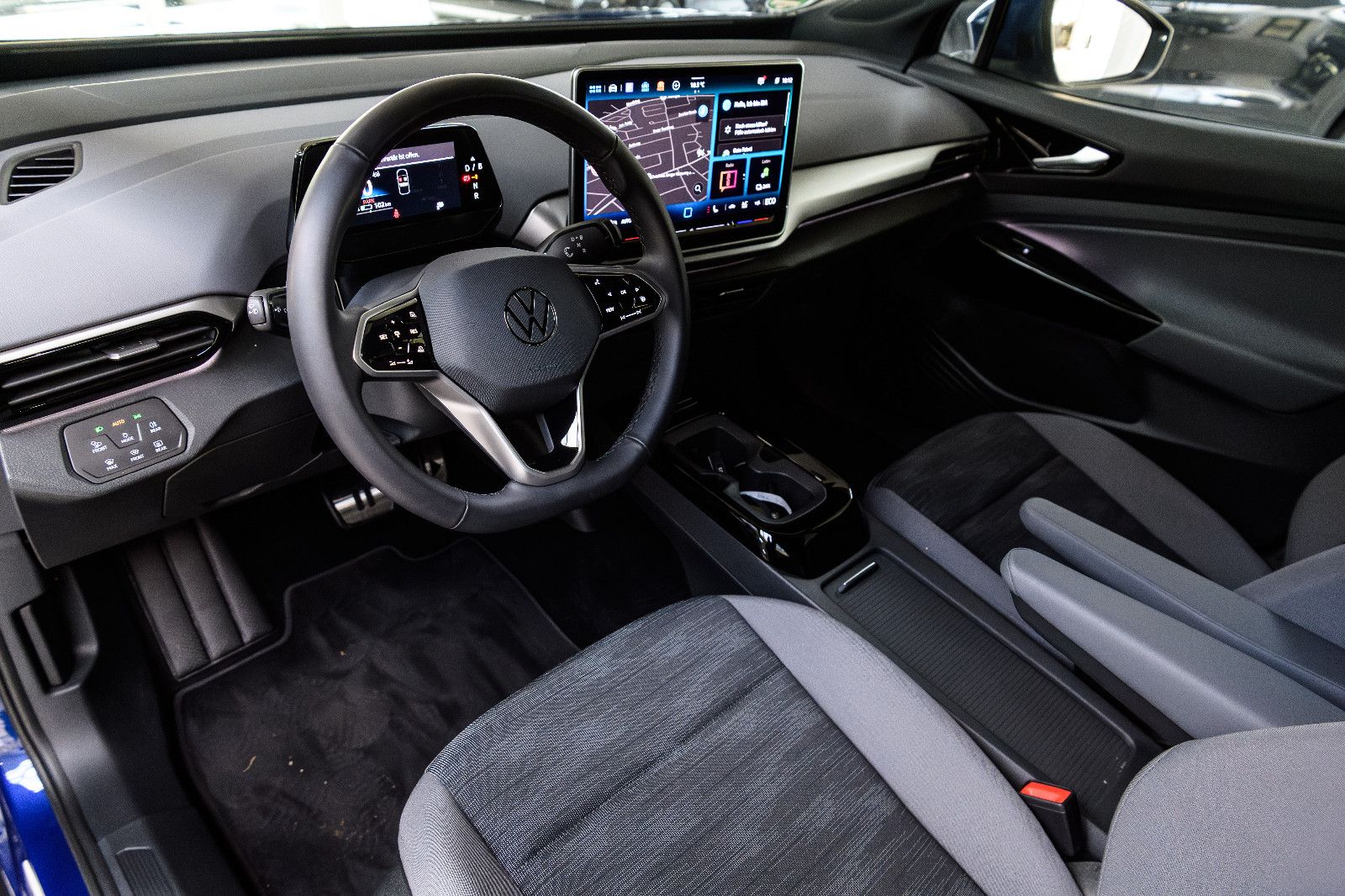 Fahrzeugabbildung Volkswagen ID.4 Pro IQ-LED+360°KAM+EASY-OPEN+NAV+ACC+WÄRMEP