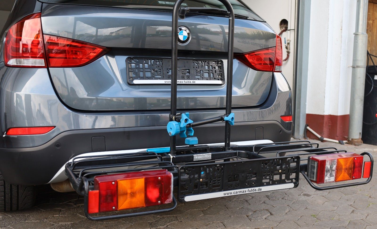Fahrzeugabbildung BMW X1 20i xDrive XLine Navi,Xenon,Kamera,SH,PDC,AHK