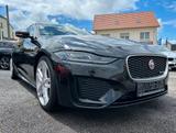Jaguar XE R-DYNAMIC SE AWD HUD + PANO + KAMERA - Jaguar XE SE mit Diesel-Antrieb