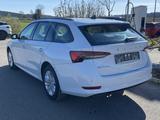 Skoda Octavia Combi 2.0 TDI DSG KOMFORTSITZE+NAVI-COLU - Skoda Octavia Combi mit Diesel-Antrieb