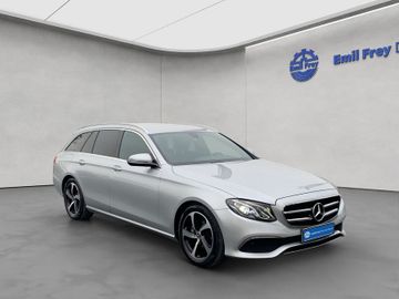 Mercedes E 200 - 8