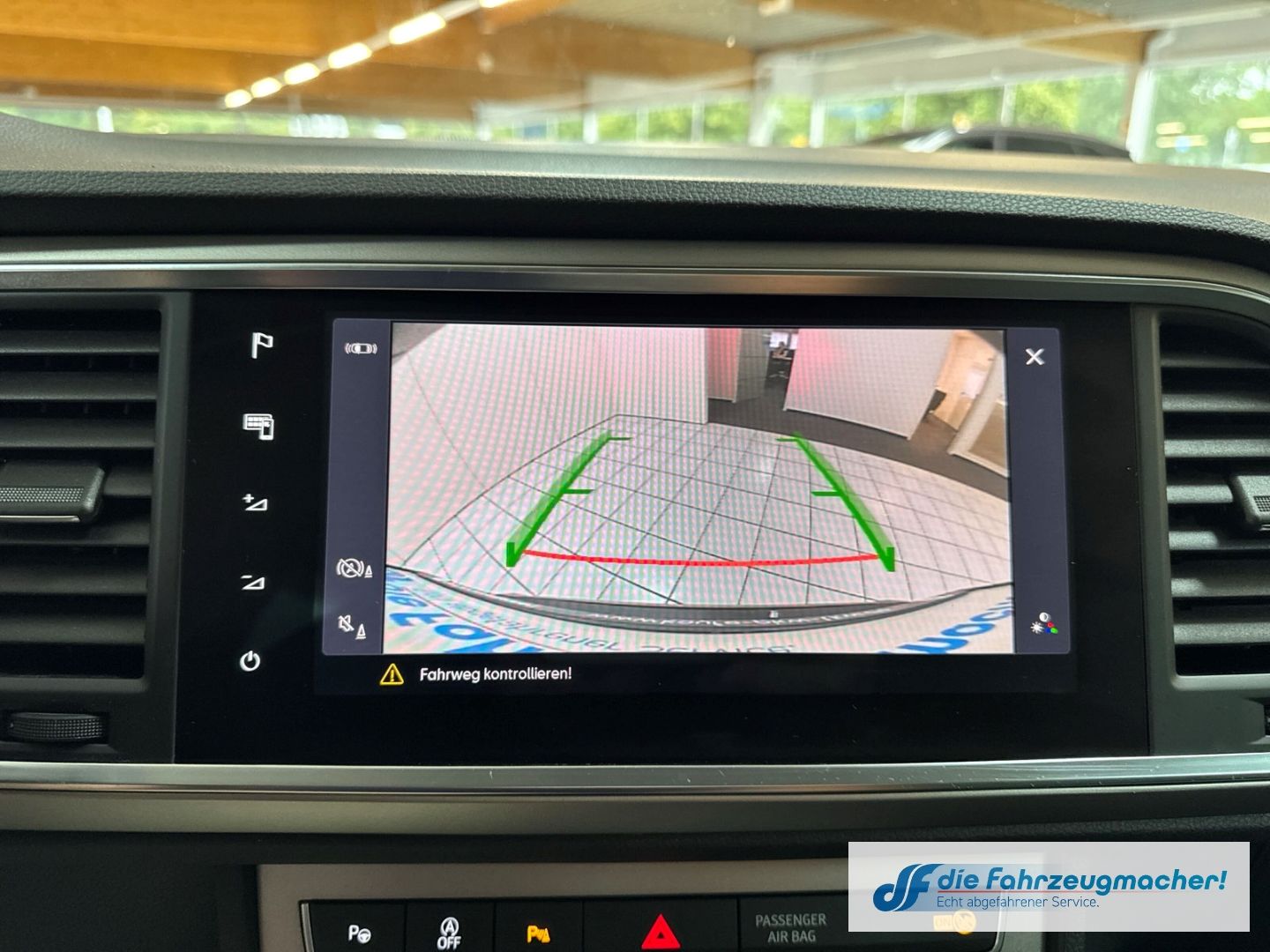 Fahrzeugabbildung SEAT Ateca Xperience 4Drive 2.0 TDI EU6d Navi LED Spe