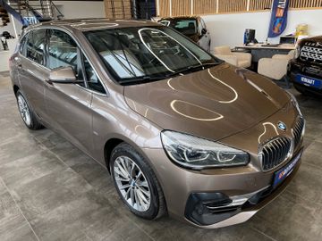 BMW 220d Active Tourer Luxury Line *PDC*LED*SHZ*