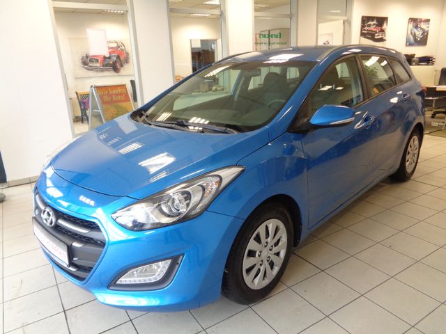 Hyundai i30 cw blue Trend/NAVI/KLIMA/SCHECKHEFTGEPFLEGT