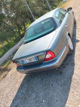 Jaguar XJ 2.7 D V6 cat Executive - Jaguar XJ: 7