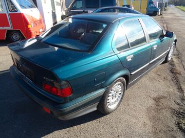 BMW 318 - 4