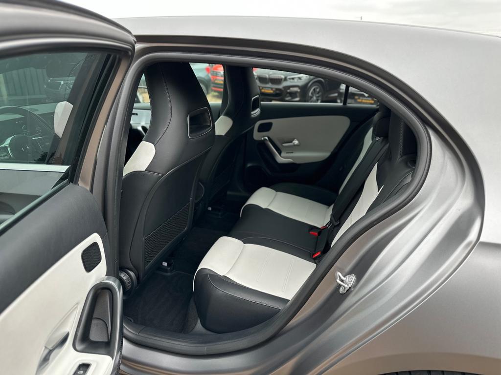 Mercedes-Benz A 35 AMG