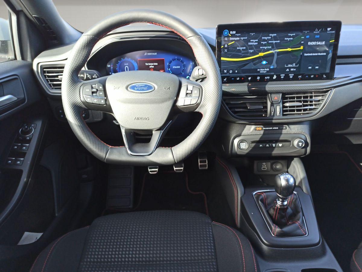 Ford Focus ST-Line X 1.0L / Sport-Design / B&O / LED