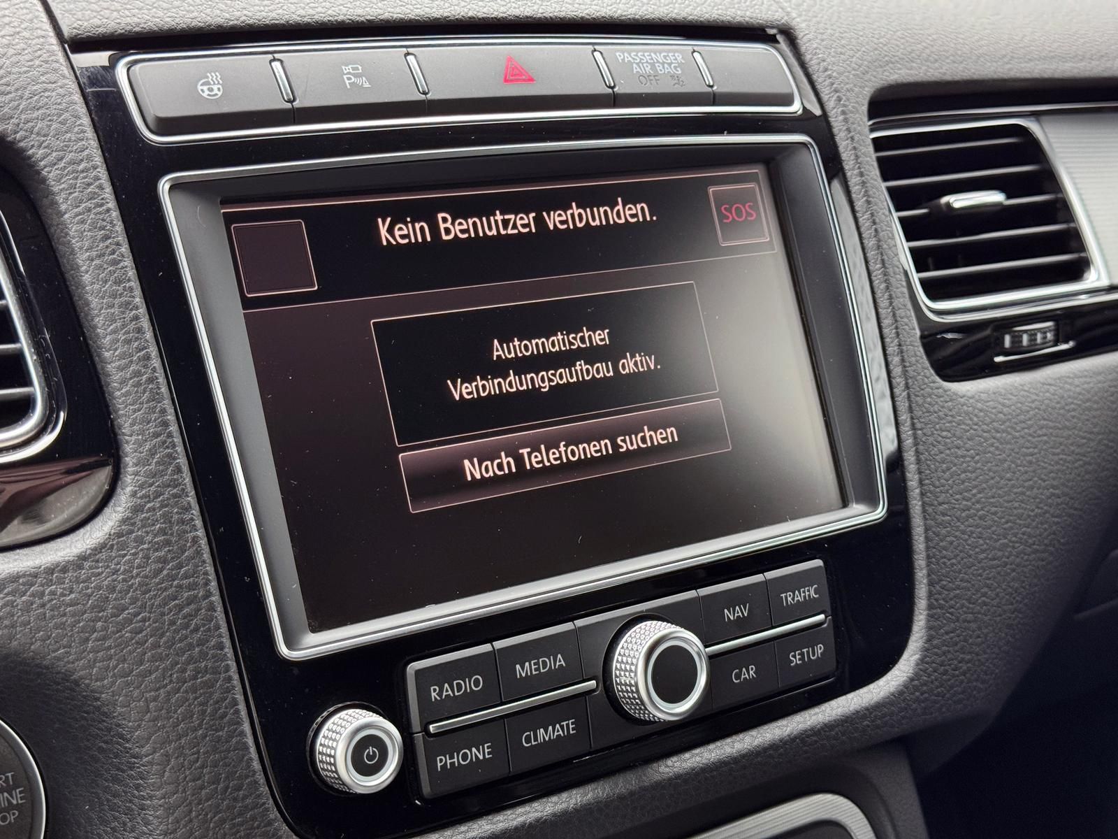 Fahrzeugabbildung Volkswagen 3.0 TDI R-LINE/4MOTION/STANDHZ/LUFT/KEY/AHK/360°