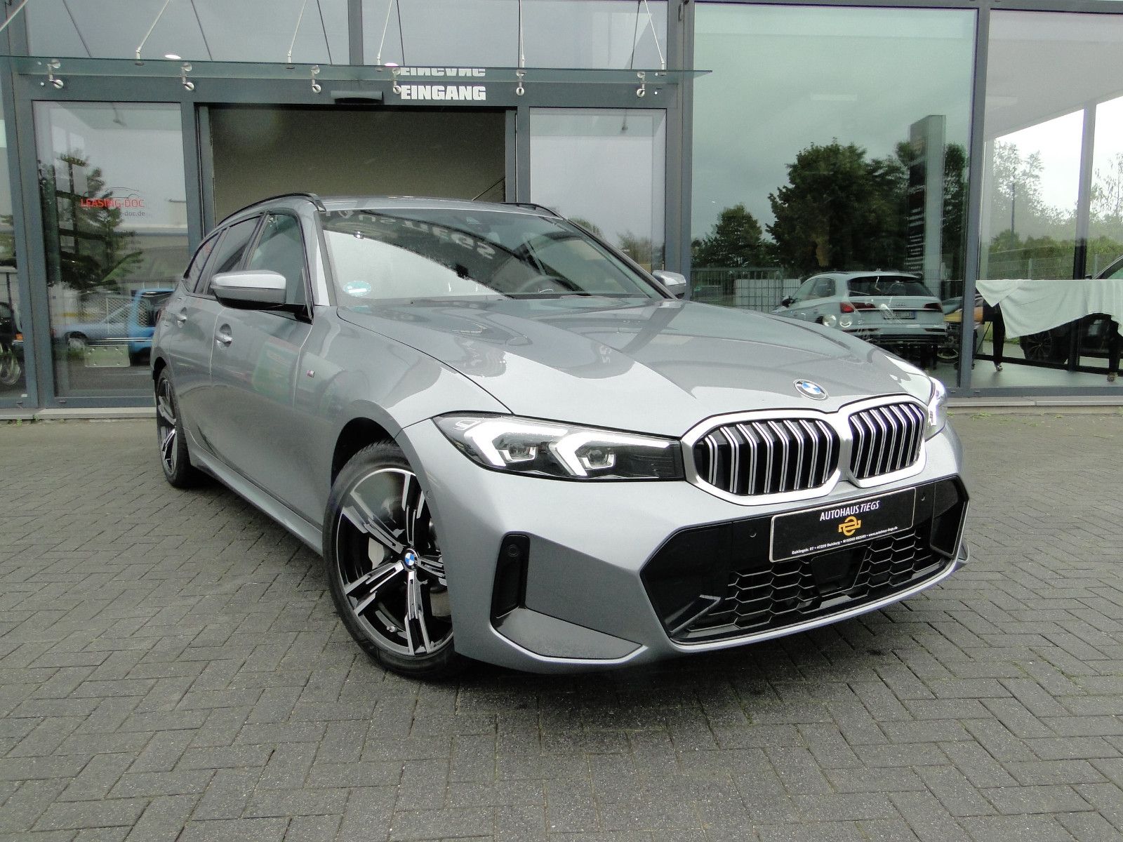 BMW 330i Touring xDrive M Sport foto 13