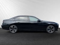 BMW 750 - Vorschau Bild 2